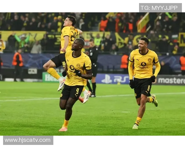 多特蒙德主帅与球队核心发生激烈冲突 或将引发更大危机 多特蒙德主帅与球队核心发生激烈冲突 或将引发更大危机