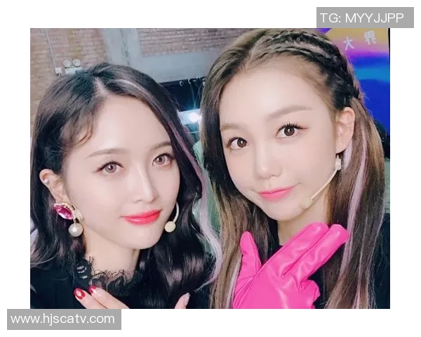 五大联赛明星球员被曝与绯闻女星亲密互动风波不断